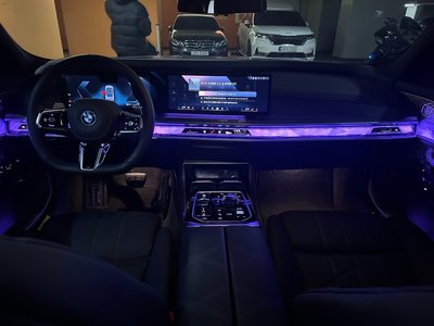 BMW 7 SERIES - 7