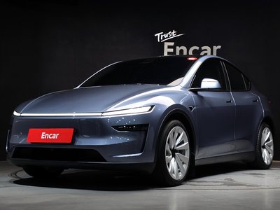 صورة 1 لـ 2025 Tesla MODEL Y