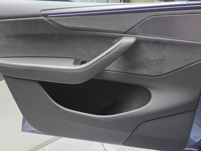 صورة مصغرة 14 لـ 2025 Tesla MODEL Y