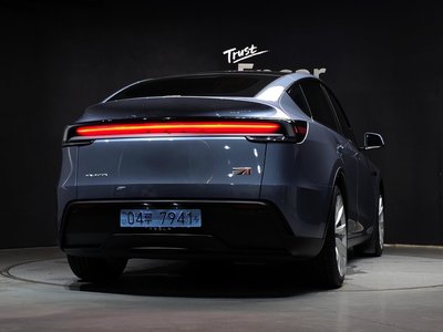 صورة 3 لـ 2025 Tesla MODEL Y