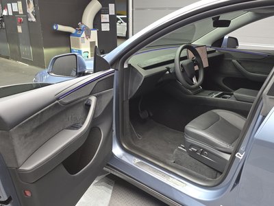 صورة مصغرة 13 لـ 2025 Tesla MODEL Y