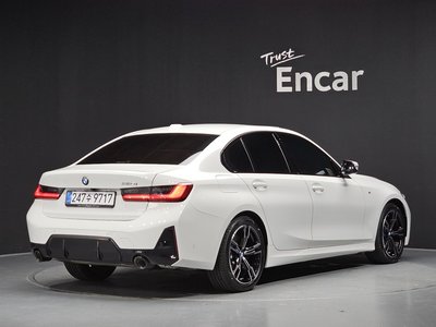 BMW 3 SERIES - 2