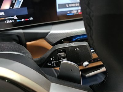 2025 BMW 3 SERIES 缩略图 32