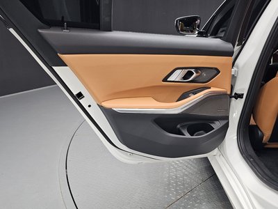 2025 BMW 3 SERIES 缩略图 15