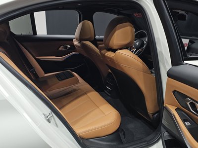 2025 BMW 3 SERIES 缩略图 17