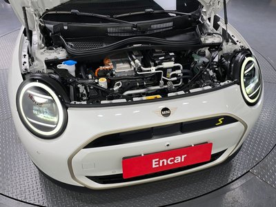 صورة 7 لـ 2024 MINI COOPER ELECTRIC