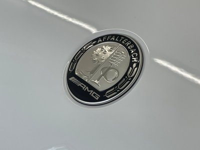 2025 Mercedes-BENZ GLC photo 8