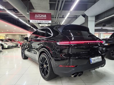 PORSCHE CAYENNE - 6