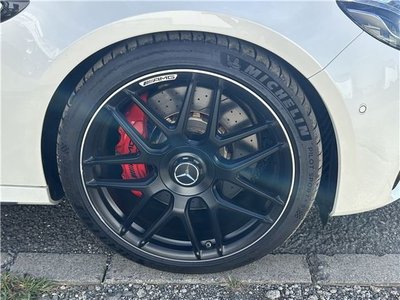 MERCEDES-BENZ E-CLASS - 9