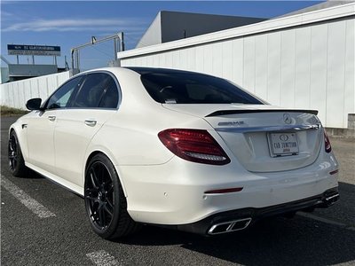 MERCEDES-BENZ E-CLASS - 5