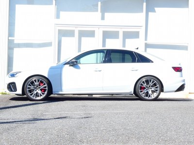 2025 AUDI S4 照片 6