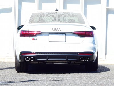 2025 AUDI S4 照片 8