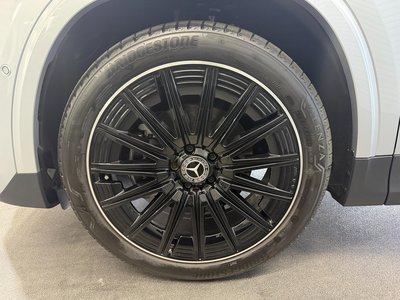 MERCEDES-BENZ GLA - 8