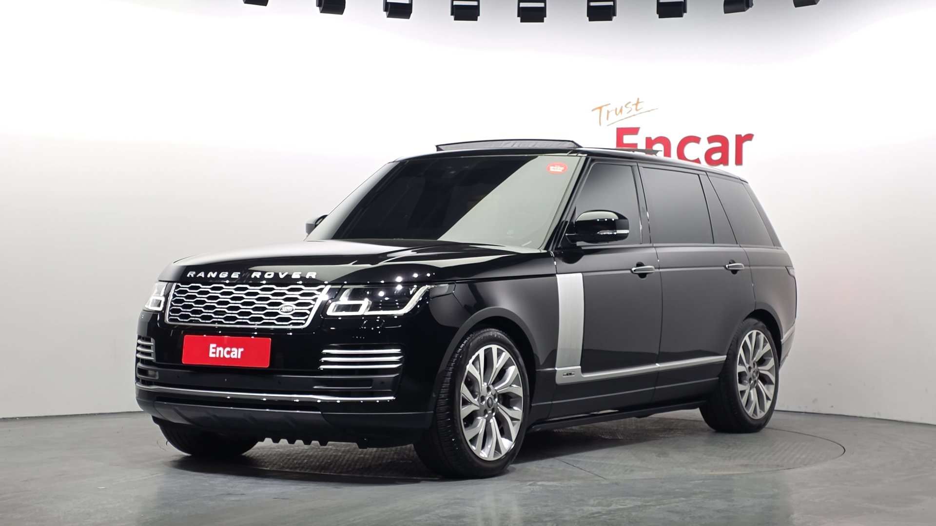 LAND ROVER RANGE ROVER - View 1