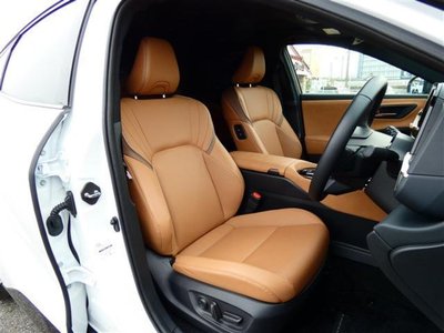 صورة مصغرة 26 لـ 2024 Toyota CROWN SPORT