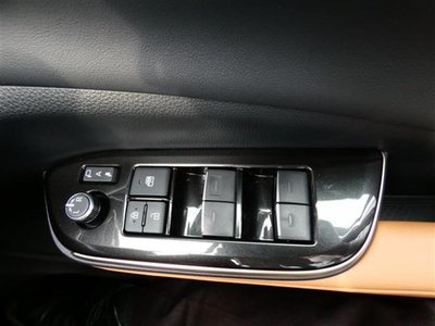 صورة مصغرة 23 لـ 2024 Toyota CROWN SPORT