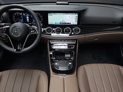 MERCEDES-BENZ E-CLASS - 5