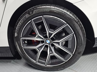صورة 8 لـ 2025 BMW 5 SERIES