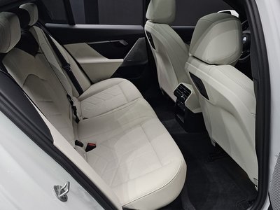 2025 BMW 5 SERIES thumbnail 18