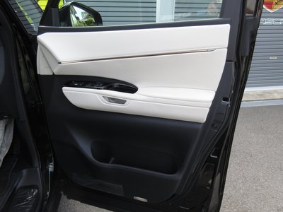 2026 Lexus LM 缩略图 32