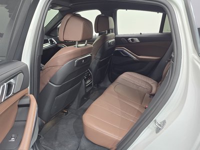 2025 BMW X6 — миниатюра 17
