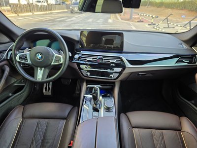 BMW 5 SERIES - 4