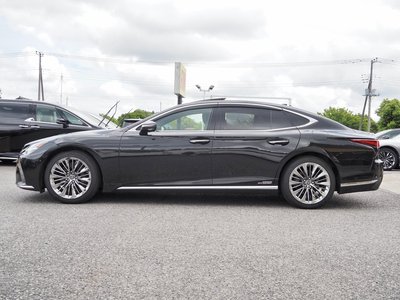 LEXUS LS - 8
