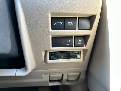 صورة مصغرة 30 لـ 2026 Toyota LAND CRUISER 300