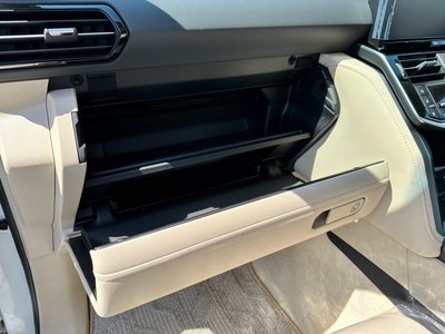 صورة مصغرة 48 لـ 2026 Toyota LAND CRUISER 300