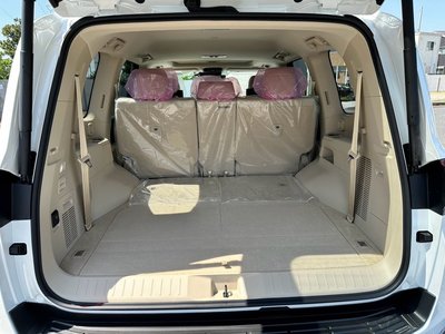 صورة مصغرة 62 لـ 2026 Toyota LAND CRUISER 300