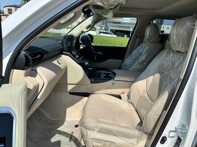 صورة مصغرة 46 لـ 2026 Toyota LAND CRUISER 300