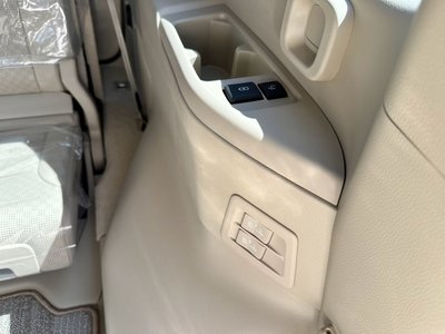 صورة مصغرة 60 لـ 2026 Toyota LAND CRUISER 300