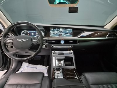 2018 Genesis G90 photo 6