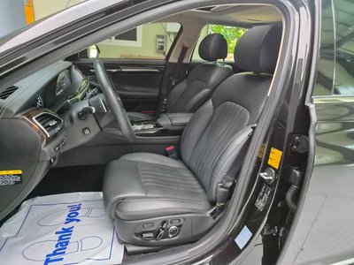 2018 Genesis G90 photo 7