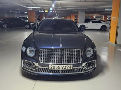 BENTLEY FLYING SPUR - 4