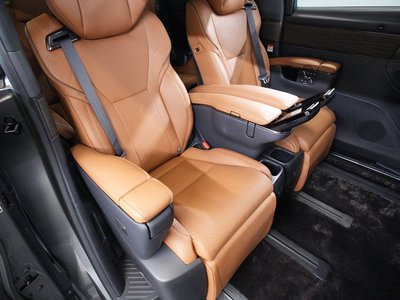 2025 Toyota VELLFIRE 照片 9