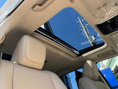 TOYOTA LAND CRUISER 300 - 10