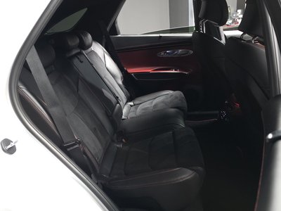 صورة مصغرة 18 لـ 2021 Genesis GV70