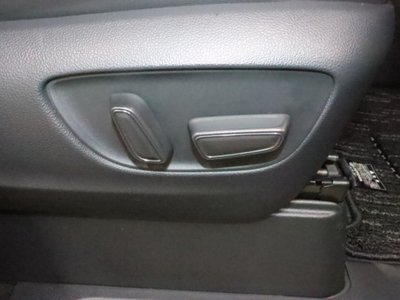 TOYOTA ALPHARD - 10