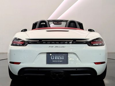 صورة 4 لـ 2019 Porsche 718