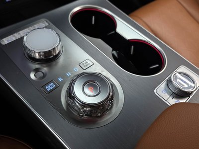 GENESIS GV80 - 9