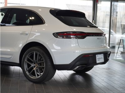 PORSCHE MACAN - 9
