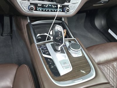 BMW 7 SERIES - 9