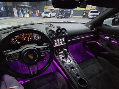 2018 Porsche 718 — фото 5