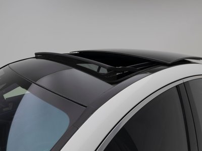 2025 Mercedes-BENZ GLE — миниатюра 12