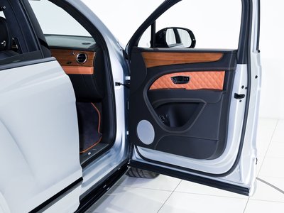 BENTLEY BENTAYGA - 9