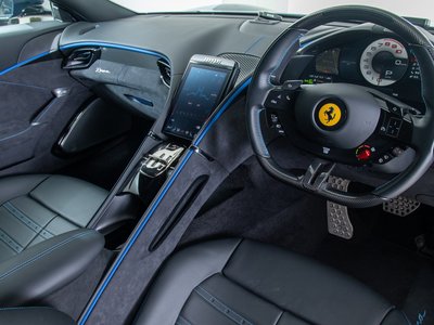 صورة 15 لـ 2021 Ferrari ROMA