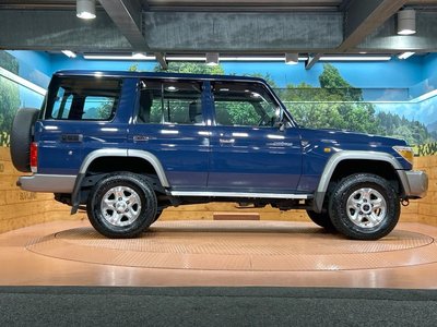 صورة مصغرة 27 لـ 2014 Toyota LAND CRUISER 70