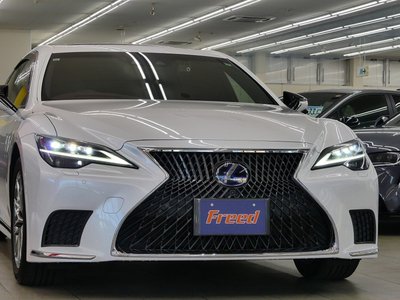 LEXUS LS - 9