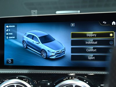 2019 Mercedes-BENZ A-CLASS AMG — миниатюра 43